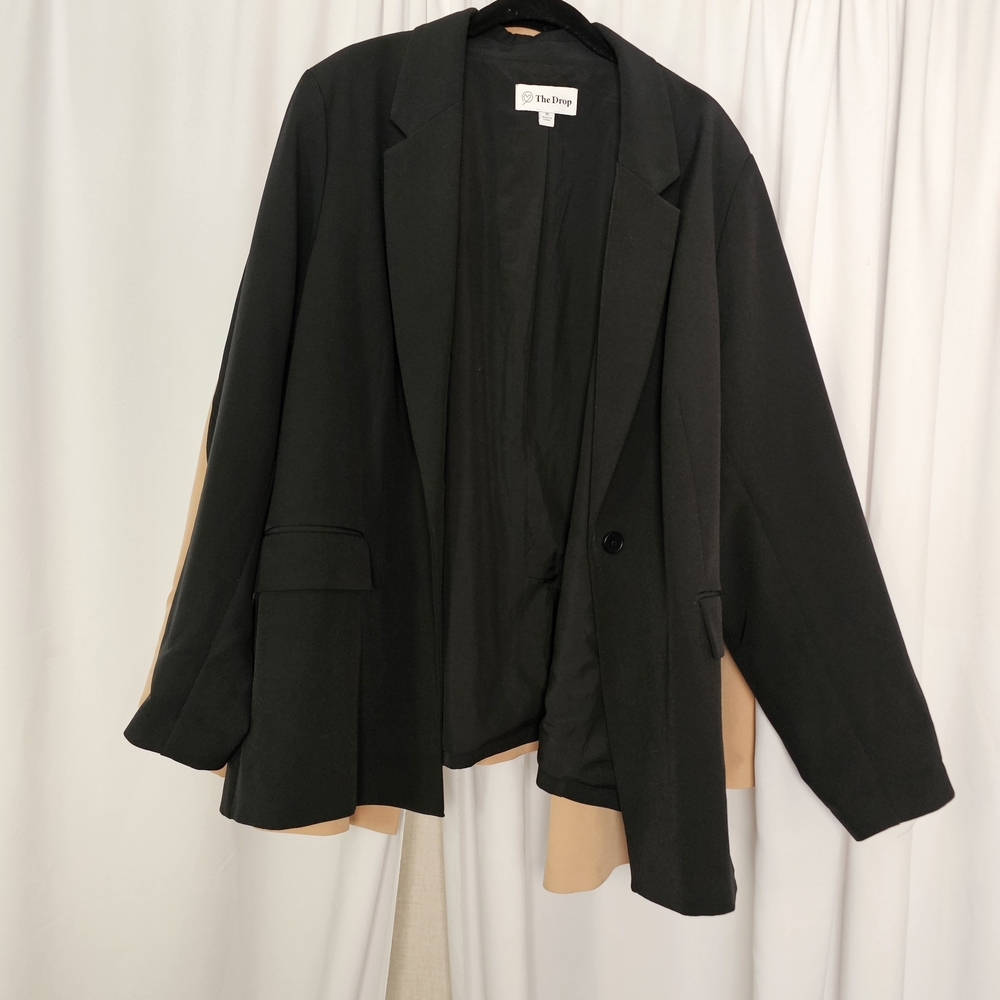 Women's Black and Tan Blazers - Picture 3 of 5